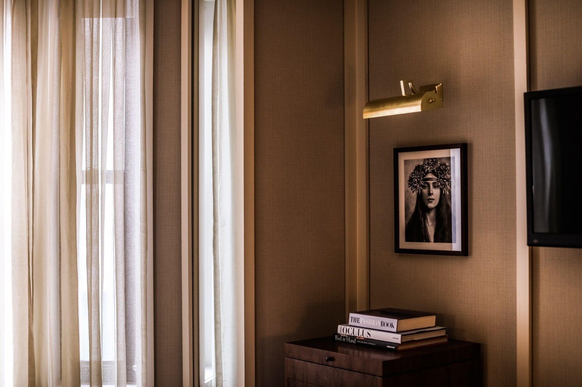 The Evelyn Nomad Hotel New York City Exterior photo A wall light