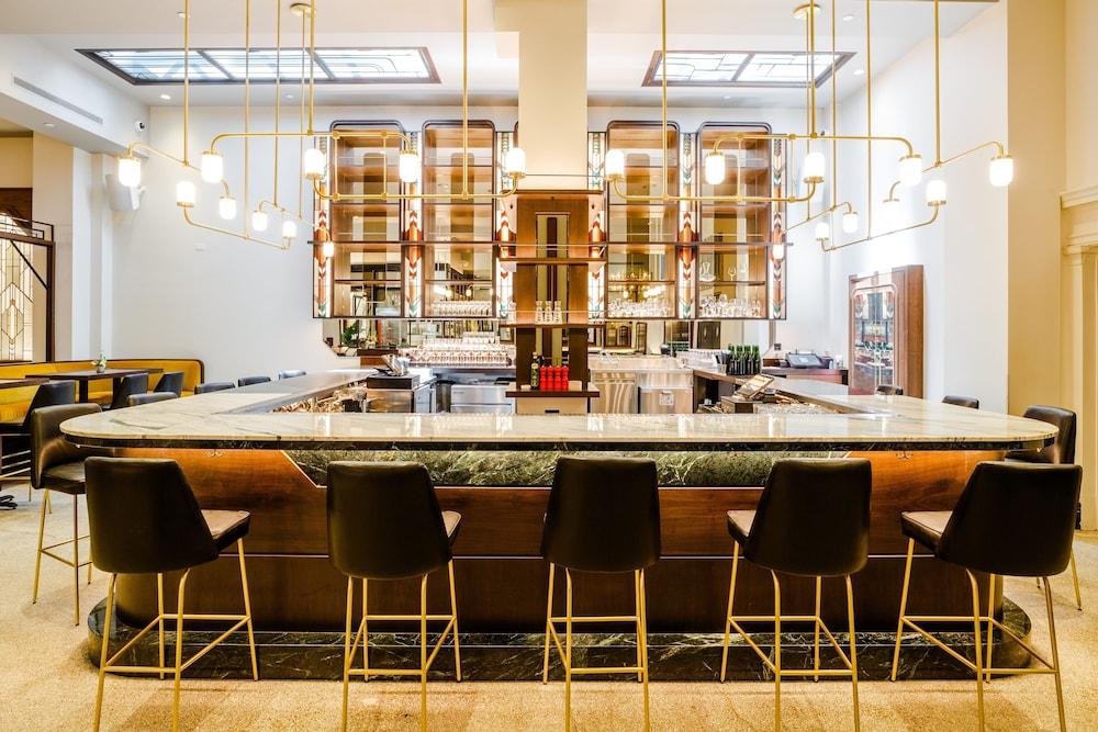 The Evelyn Nomad Hotel New York City Exterior photo The bar at the restaurant